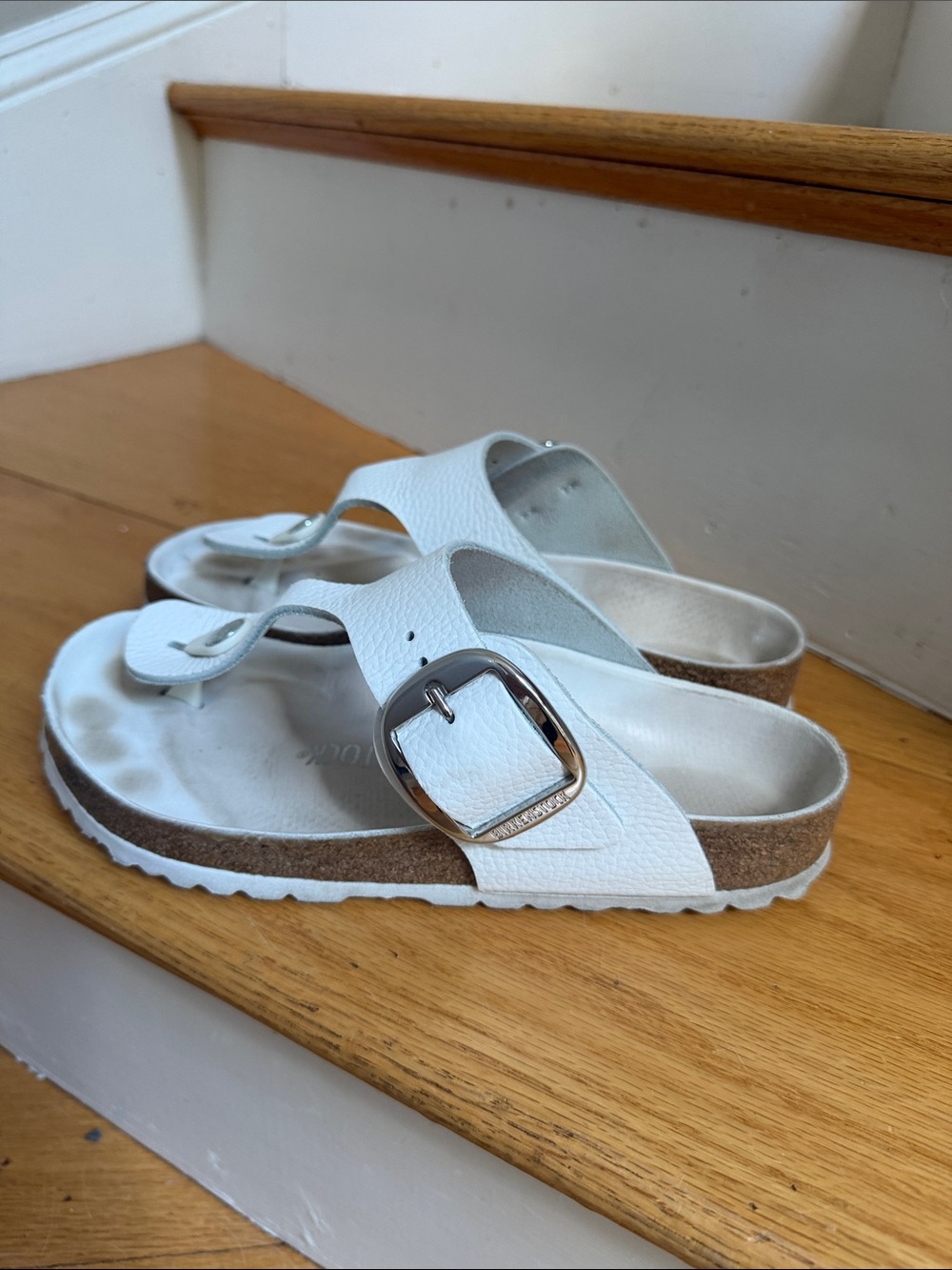 Birkenstock White Big Buckle Gizeh Sandals with Silver Buckle - Picture 2 of 3